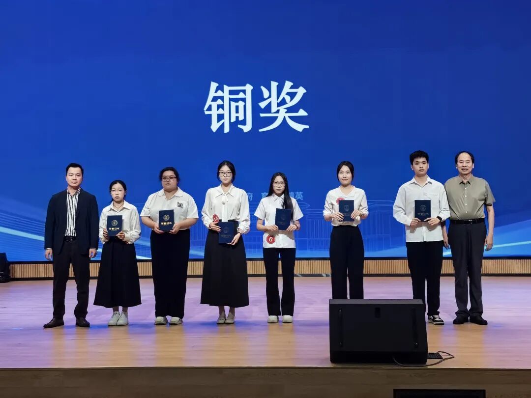 说明: https://mmbiz.qpic.cn/mmbiz_jpg/ghddxrOcLNeaT8j7ibVFyT6Xfgqdaic0CYHFfxz0FON2icH0Rrg1enfOwaBFZibsHQW5xwQVQjOOdcQlCkoicUqDcHsCBbfpmTWLaglOkUyG0jeQ/640?wx_fmt=jpeg&from=appmsg